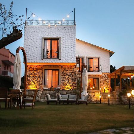 Huzurla Otel Измир Экстерьер фото