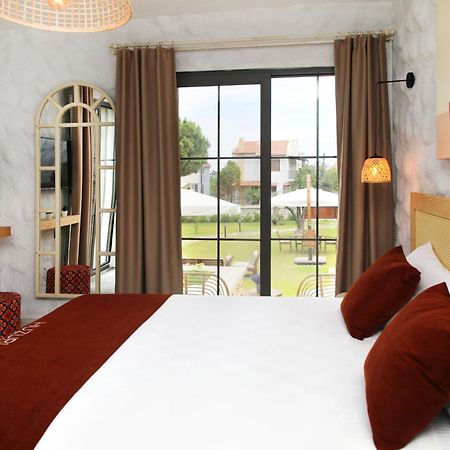 Huzurla Otel Измир Экстерьер фото