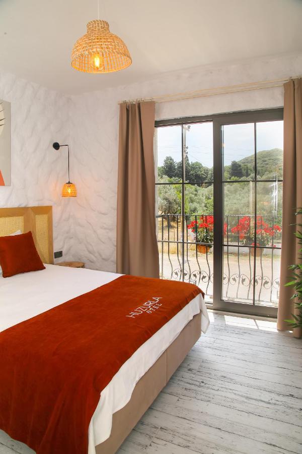 Huzurla Otel Измир Экстерьер фото