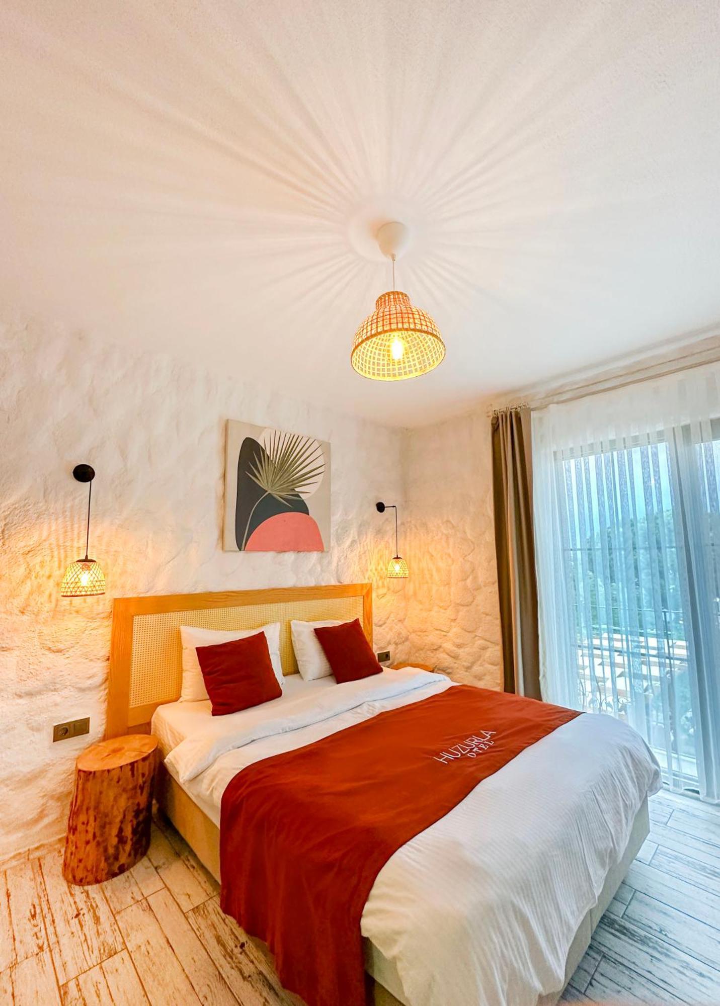 Huzurla Otel Измир Экстерьер фото