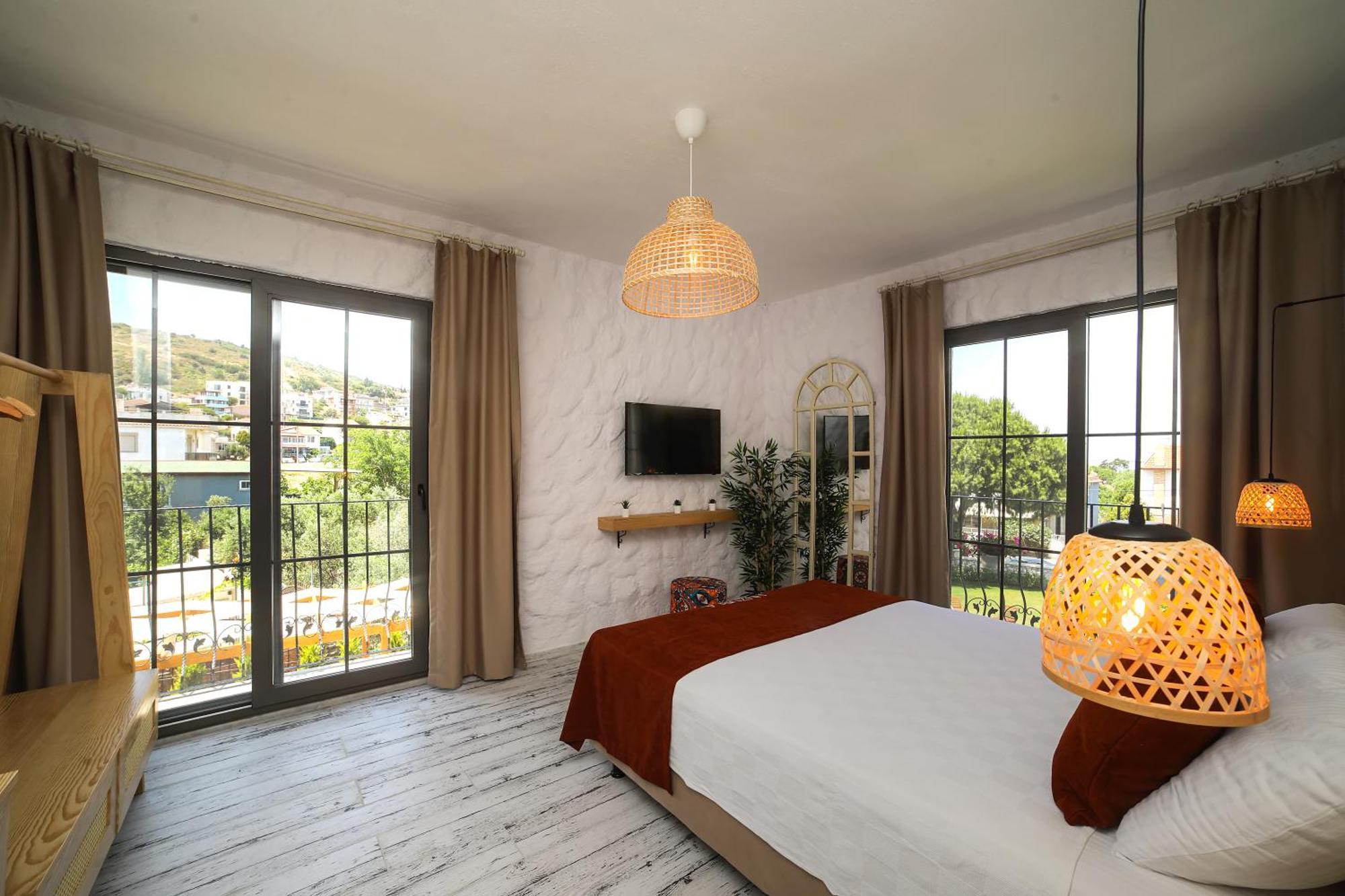 Huzurla Otel Измир Экстерьер фото