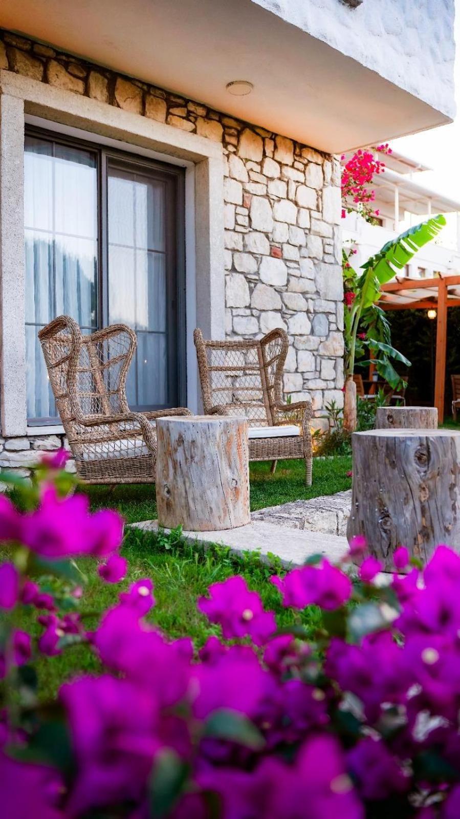 Huzurla Otel Измир Экстерьер фото