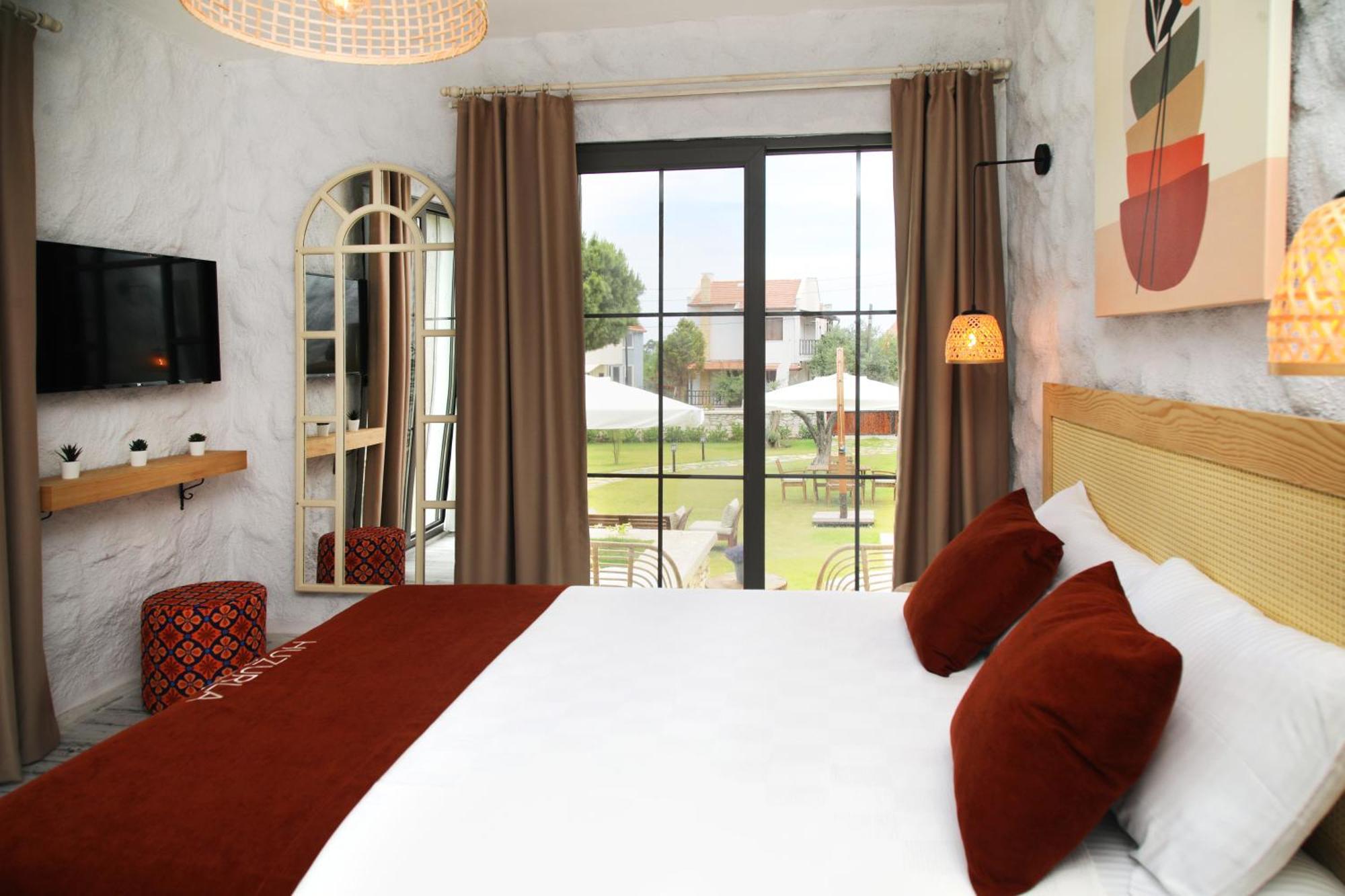 Huzurla Otel Измир Экстерьер фото